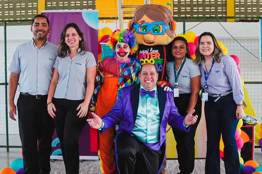 Prefeitura de Mucuri e Sicoob ampliam projeto oftalmológico para estudantes