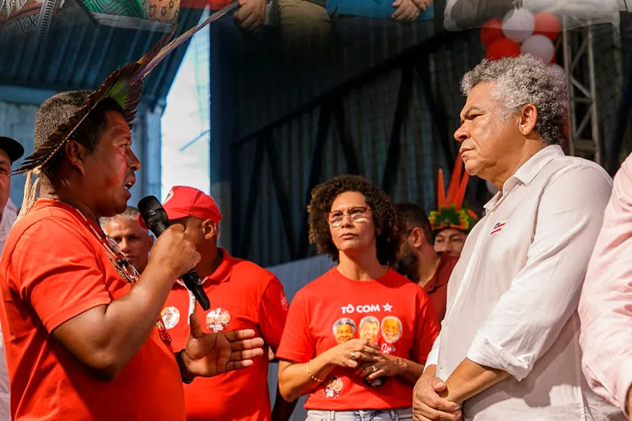 João Bosco reúne lideranças do Extremo Sul e fortalece lançamento da pré-candidatura de Valmir Assunção João Bosco reúne lideranças do Extremo Sul e fortalece lançamento da pré-candidatura de Valmir Assunção