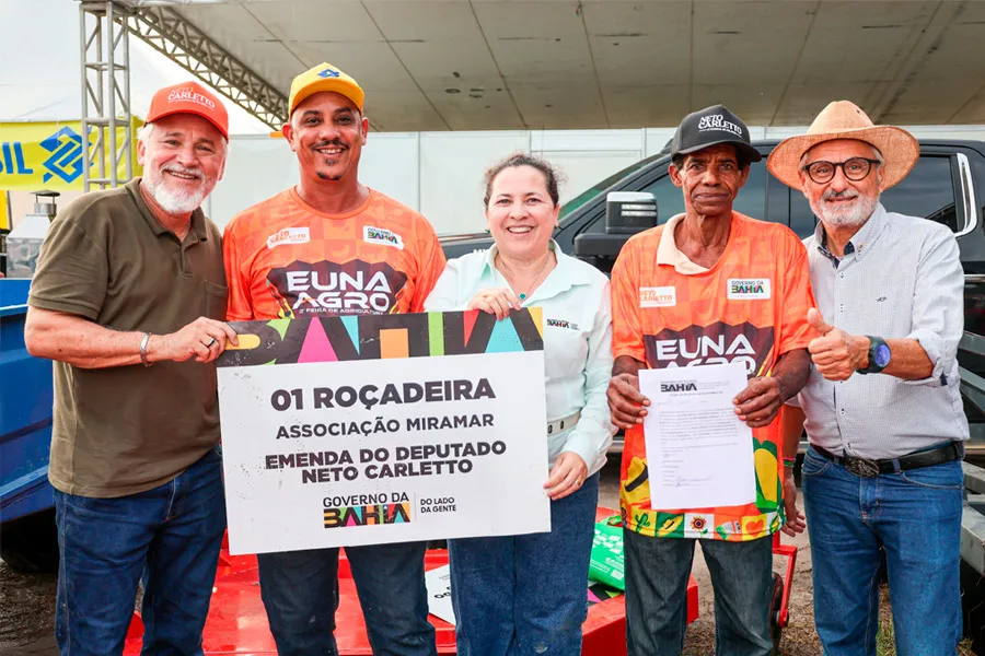 SEAGRI homenageia produtores do extremo sul e entrega equipamentos agrícolas na Euna Agro SEAGRI homenageia produtores do extremo sul e entrega equipamentos agrícolas na Euna Agro