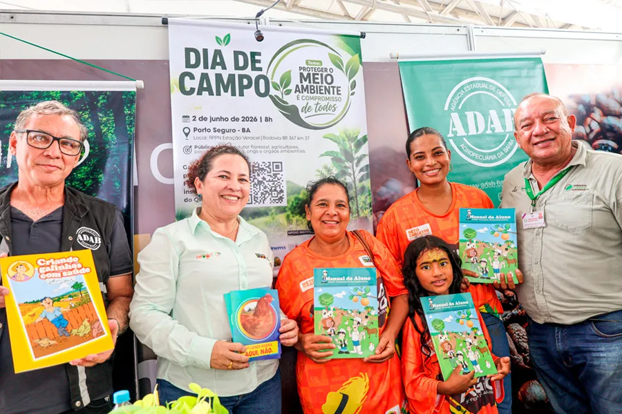 SEAGRI homenageia produtores do extremo sul e entrega equipamentos agrícolas na Euna Agro SEAGRI homenageia produtores do extremo sul e entrega equipamentos agrícolas na Euna Agro