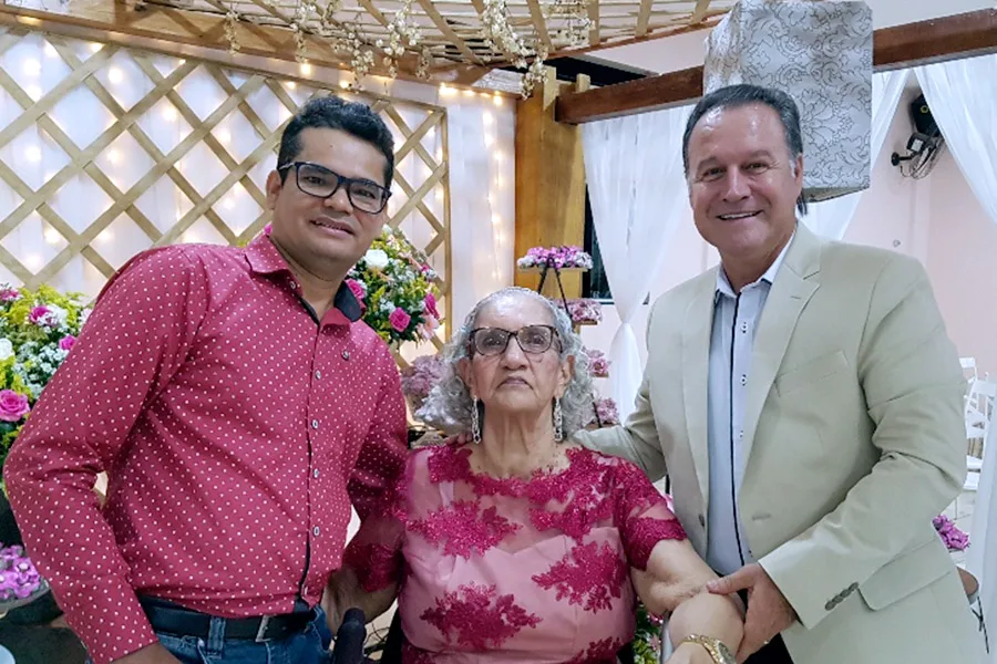 Maria Leôncio, titular da Cadeira 30 da ATL, falece aos 98 anos em Teixeira de Freitas