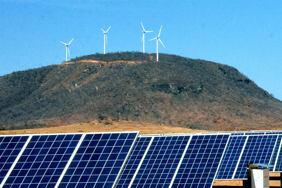Dia Mundial da Energia: Bahia consolida liderança nacional em energias renováveis e avança como polo da nova economia verde