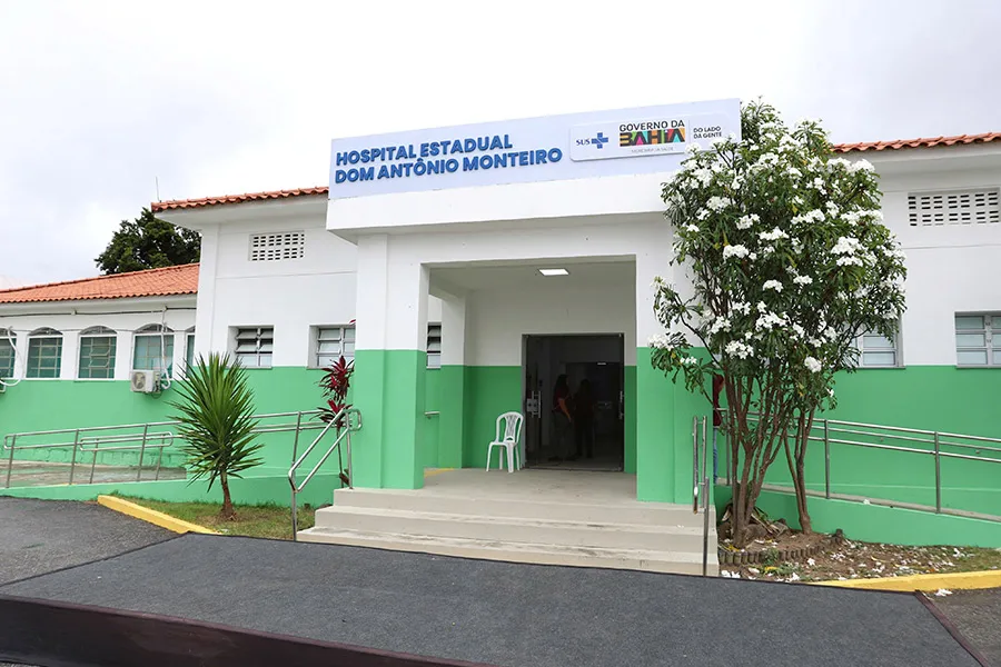 Governo da Bahia oficializa estadualização do Hospital Dom Antônio Monteiro e anuncia construção de novas unidades de saúde em Senhor do Bonfim Governo da Bahia oficializa estadualização do Hospital Dom Antônio Monteiro e anuncia construção de novas unidades de saúde em Senhor do Bonfim