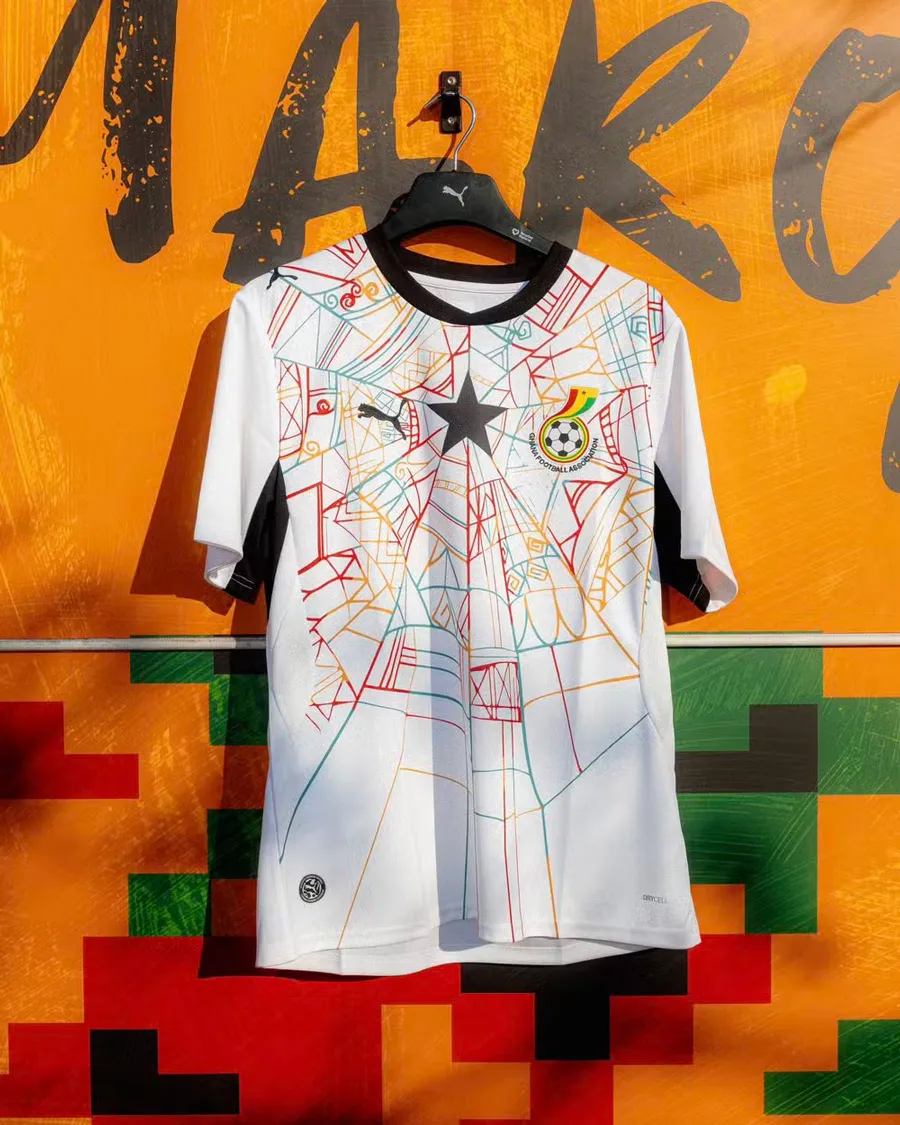 Site americano elege camisa do Brasil a segunda mais bonita da Copa