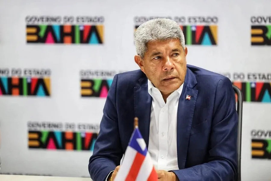 Governador Jerônimo Rodrigues se solidariza com ACM Neto após incidente aéreo