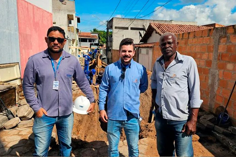 Mucuri em parceria com a EMBASA inicia obra de esgotamento sanitário no bairro Ettori Gazzinelli