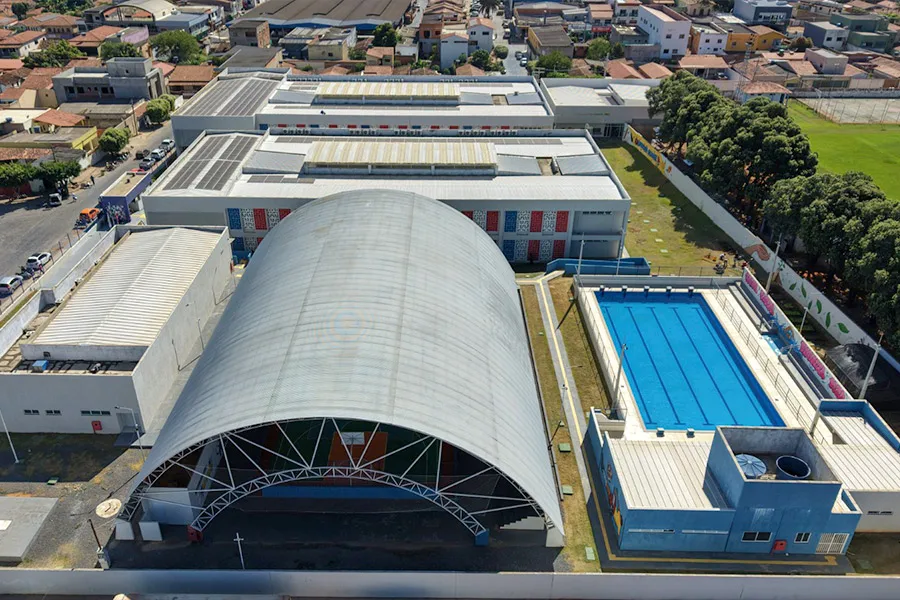 Novo colégio de tempo integral e obras viárias ampliam oportunidades e mobilidade em Correntina Novo colégio de tempo integral e obras viárias ampliam oportunidades e mobilidade em Correntina