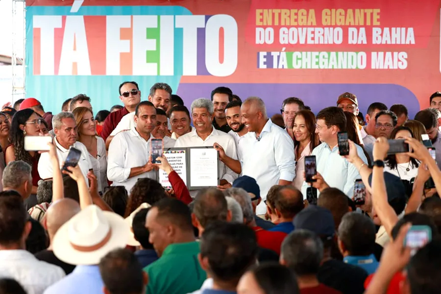 Novo colégio de tempo integral e obras viárias ampliam oportunidades e mobilidade em Correntina Novo colégio de tempo integral e obras viárias ampliam oportunidades e mobilidade em Correntina