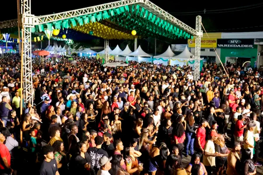 Forró do Casamenteiro reúne 30 mil pessoas, aquece a economia e consolida Nova Viçosa como referência dos festejos juninos no Extremo Sul