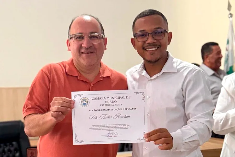 Dr. Ailton Amorim é homenageado com Moção de Aplausos na Câmara Municipal de Prado