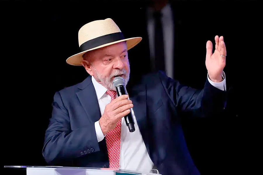 Lula parabeniza Colômbia após eleição com vitória da direita