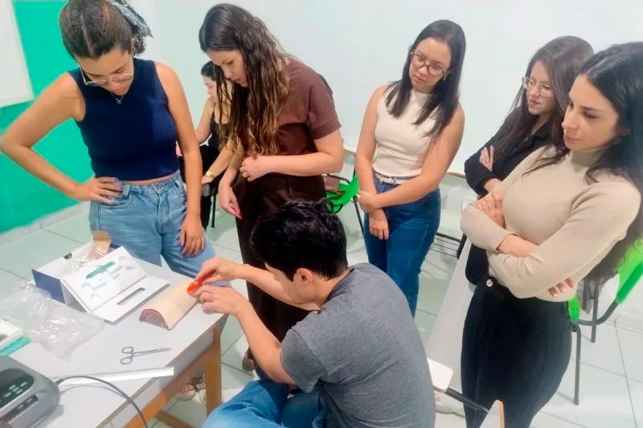 Mucuri investe na saúde da mulher com treinamento inédito para inserção de contraceptivos de longa duração