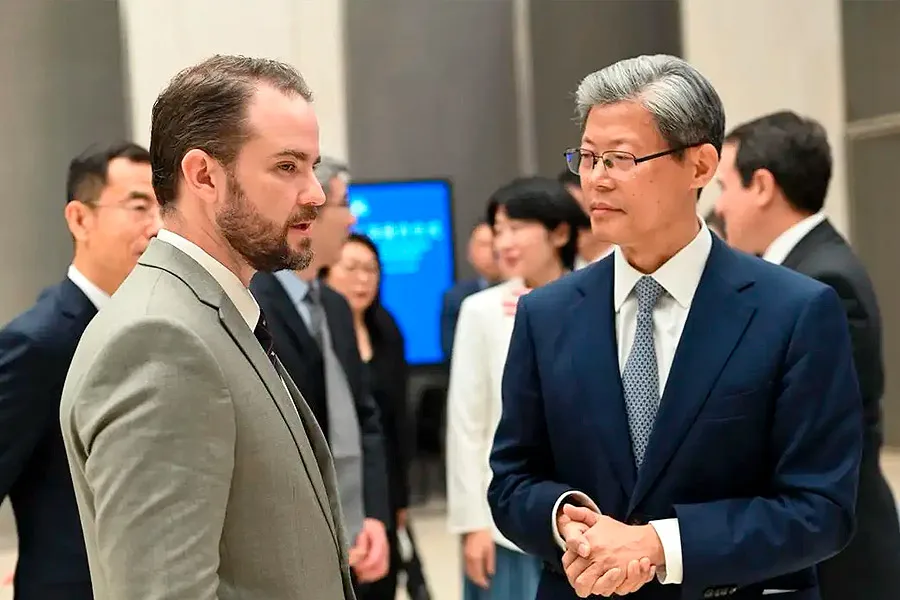 Brasil abre posto tributário na China para ampliar comércio