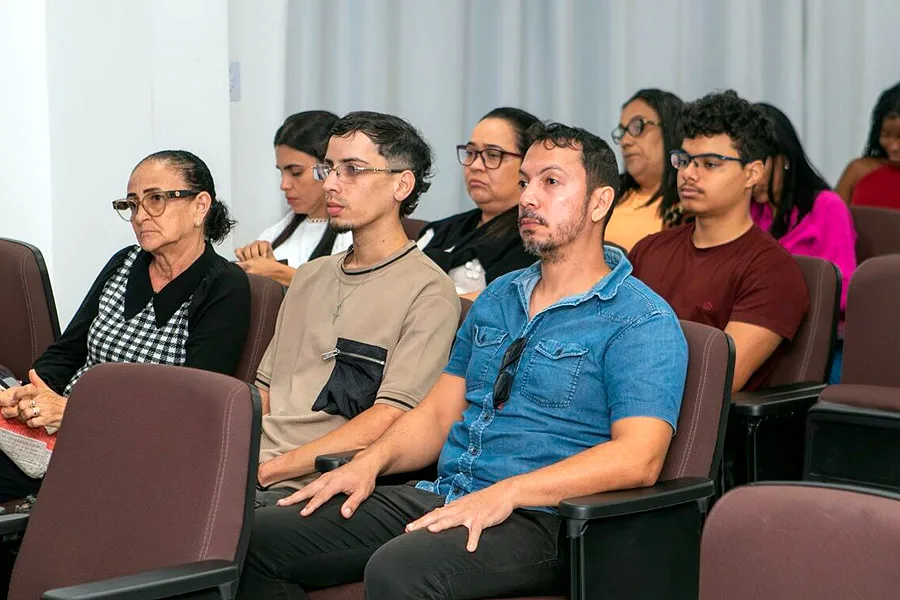 Secretaria Municipal de Educação apresenta Plano Municipal de Ação para implementação da PNEERQ