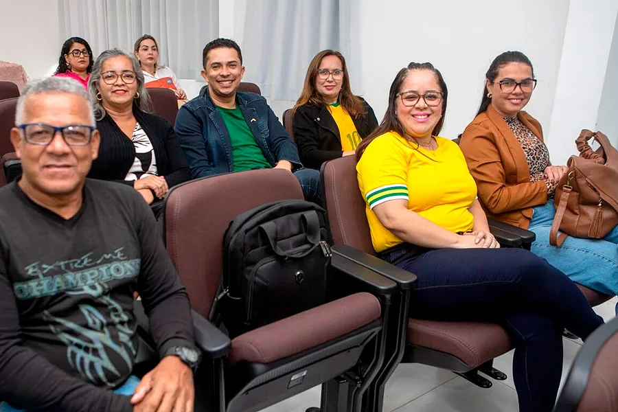 Secretaria Municipal de Educação apresenta Plano Municipal de Ação para implementação da PNEERQ