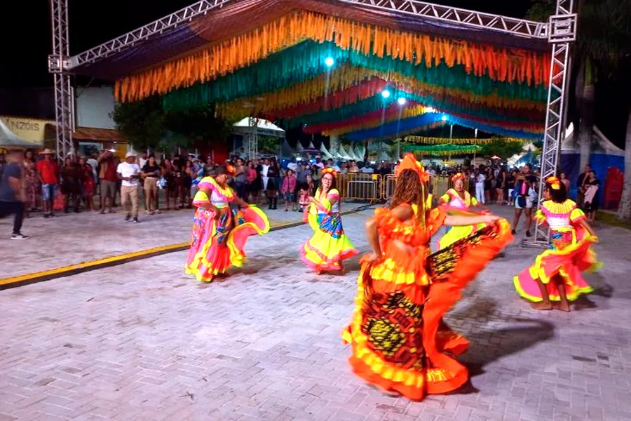 Prefeitura de Mucuri abre oficialmente a 29ª edição do Forró do Peroá e celebra a cultura e as tradições juninas