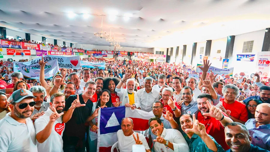 Jerônimo defende Wagner em Barreiras e diz que oposição tenta atingir Lula pela Bahia