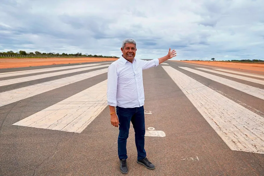 Parceria Bahia-Brasil: Jerônimo, Rui e Wagner vistoriam obra de R$ 66 milhões no Aeroporto de Barreiras