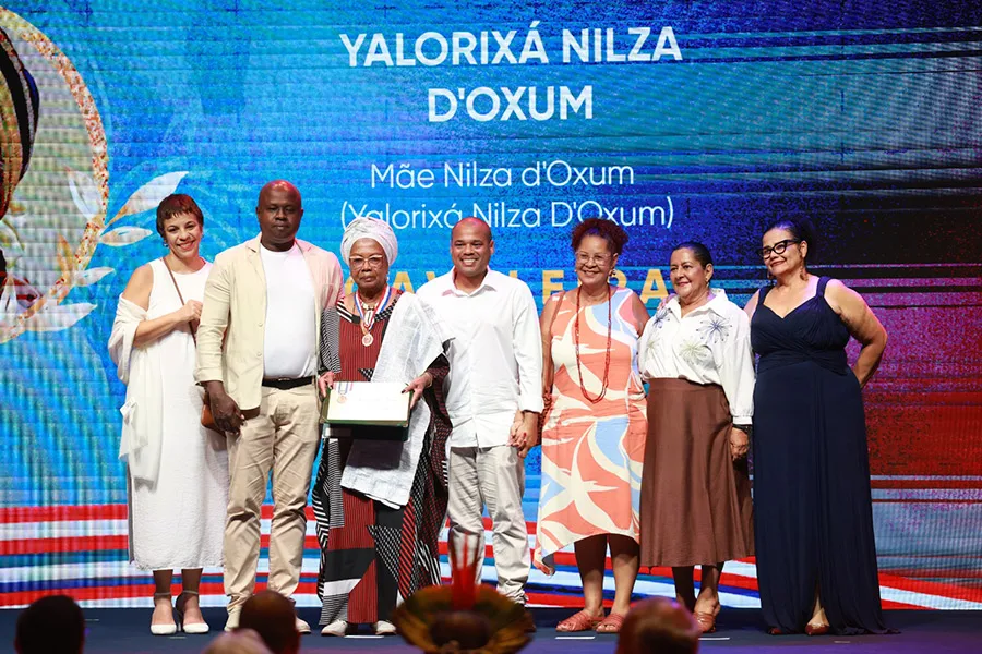 Comenda da Ordem 2 de Julho reconhece personalidades e instituições que fortalecem a liberdade, a democracia e a soberania nacional Comenda da Ordem 2 de Julho reconhece personalidades e instituições que fortalecem a liberdade, a democracia e a soberania nacional