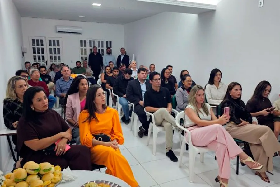 Associação Comercial de Mucuri inicia novo ciclo com o presidente Alexandre Malta Associação Comercial de Mucuri inicia novo ciclo com o presidente Alexandre Malta