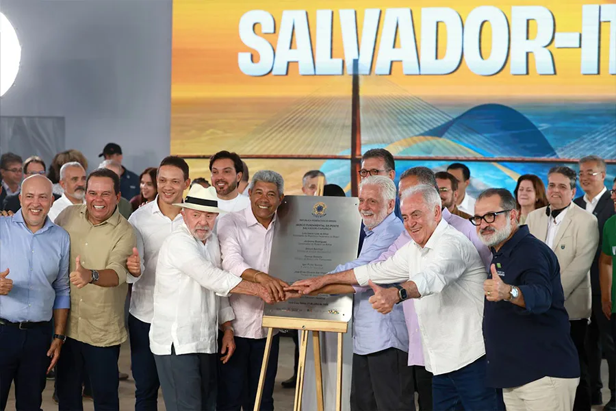 Lula e Jerônimo participam de ato simbólico para cravação da primeira estaca da Ponte Salvador–Ilha de Itaparica