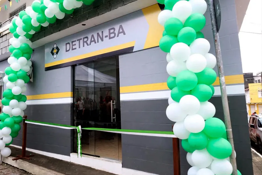 Governo do Estado amplia frota da Polícia Civil com 54 viaturas e requalifica unidade do Detran em Maragogipe Governo do Estado amplia frota da Polícia Civil com 54 viaturas e requalifica unidade do Detran em Maragogipe