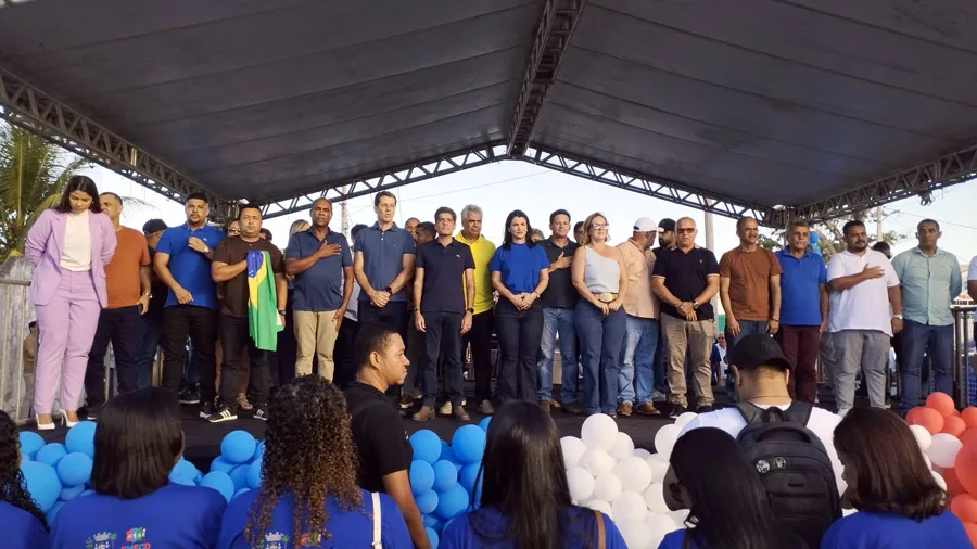 Prefeitura entrega Complexo da Educação e pavimentação de 9 ruas em Posto da Mata Prefeitura entrega Complexo da Educação e pavimentação de 9 ruas em Posto da Mata