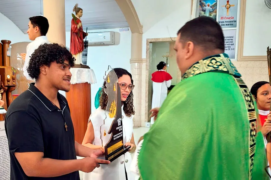 Diocese de Teixeira de Freitas/Caravelas encerra peregrinação do Ícone do Intereclesial das CEBs