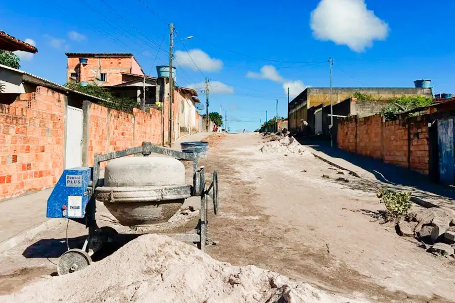 Pavimentação avança no bairro Primavera e melhora mobilidade em Posto da Mata