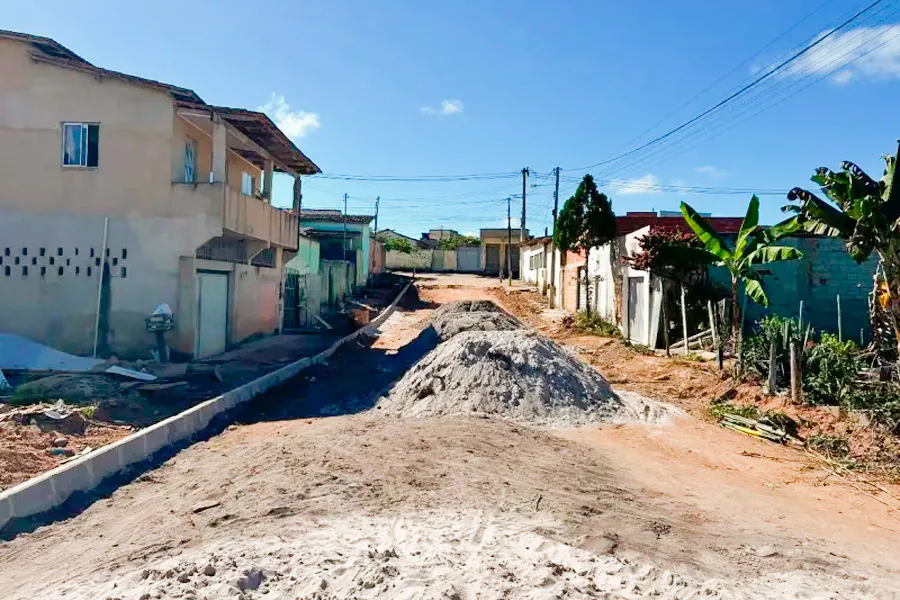Pavimentação avança no bairro Primavera e melhora mobilidade em Posto da Mata