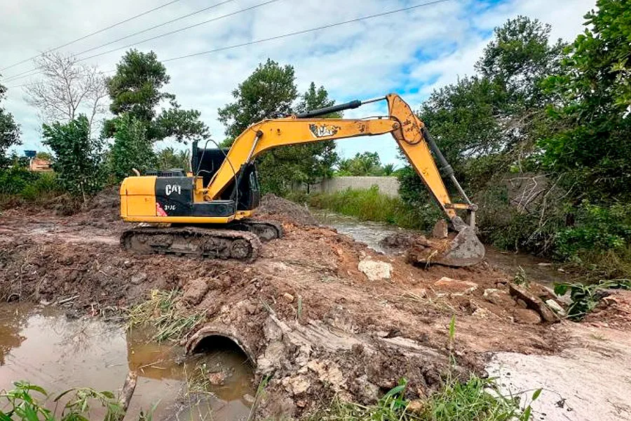 Prefeitura de Mucuri elimina antiga vala a céu aberto com obra de drenagem no bairro Beira Rio Prefeitura de Mucuri elimina antiga vala a céu aberto com obra de drenagem no bairro Beira Rio