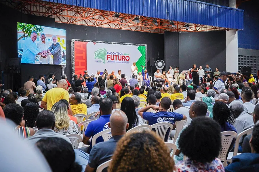 Governador Jerônimo Rodrigues demonstra força e reúne lideranças de Salvador