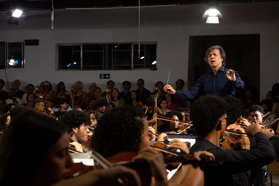 Orquestra NEOJIBA apresenta concertos sob regência de Ricardo Castro em Salvador