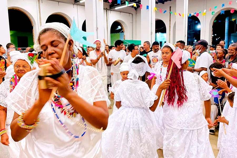 A Chapada tem muitas vozes. Em 2026, o Festival de Lençóis abre o microfone para todas elas