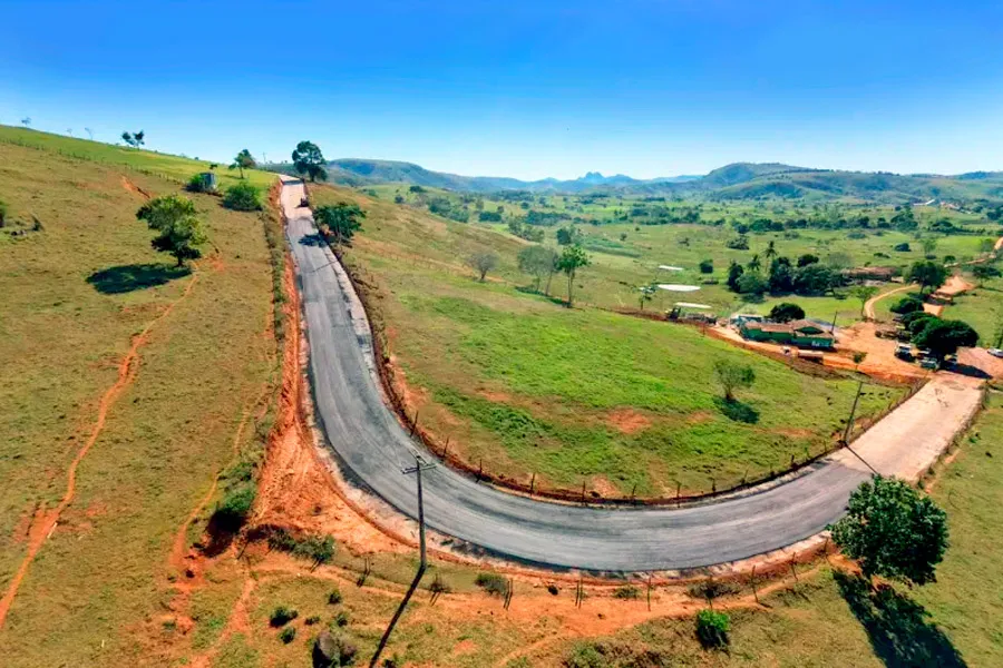 Vereda inicia asfaltamento da Ladeira Alto da Coruja e amplia obra até a entrada de Massaranduba