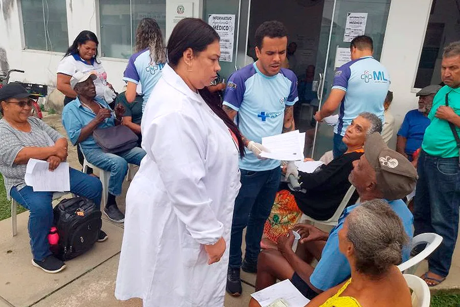 Mutirão de glaucoma amplia atendimento oftalmológico para moradores de Itabatã Mutirão de glaucoma amplia atendimento oftalmológico para moradores de Itabatã
