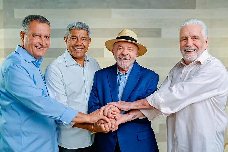 Jerônimo abre campanha na Colina Sagrada, em Salvador, e faz primeiro grande comício em Irecê