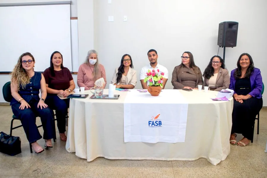 CRAM leva experiência do atendimento às mulheres para debate sobre violência em mesa interdisciplinar CRAM leva experiência do atendimento às mulheres para debate sobre violência em mesa interdisciplinar