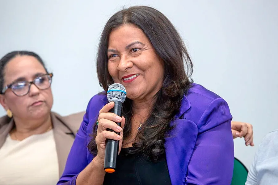 CRAM leva experiência do atendimento às mulheres para debate sobre violência em mesa interdisciplinar CRAM leva experiência do atendimento às mulheres para debate sobre violência em mesa interdisciplinar