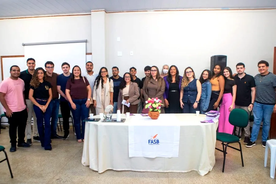 CRAM leva experiência do atendimento às mulheres para debate sobre violência em mesa interdisciplinar CRAM leva experiência do atendimento às mulheres para debate sobre violência em mesa interdisciplinar