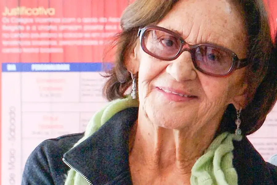 Morre atriz Laura Cardoso aos 98 anos, em São Paulo