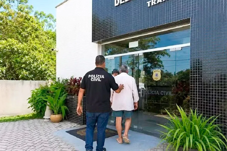 Italiano é preso após ameaçar uma oficial de Justiça com arma no distrito de Trancoso