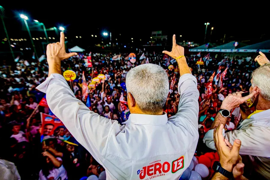 Prefeitos do Sisal apoiam Jerônimo e citam hospitais e escolas no interior: 