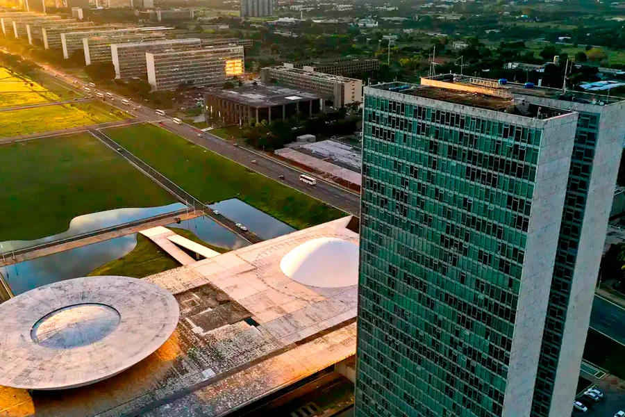 Eleições 2026: saiba quais são as atribuições de senadores e deputados