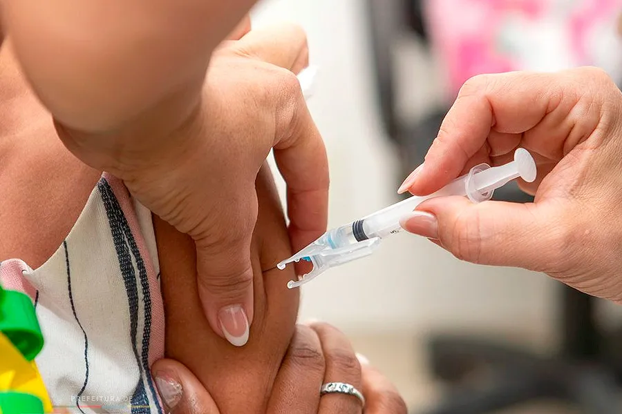 Dia D de Multivacinação atende mais de 1,3 mil pessoas em Teixeira de Freitas