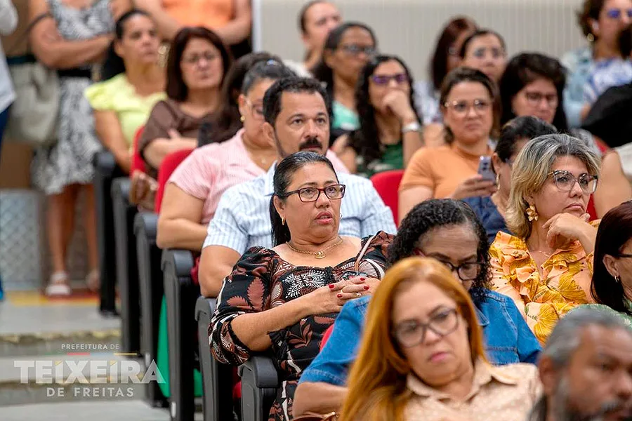 I Pré-Conferência reúne diferentes vozes na construção do Plano Municipal de Educação (PME)