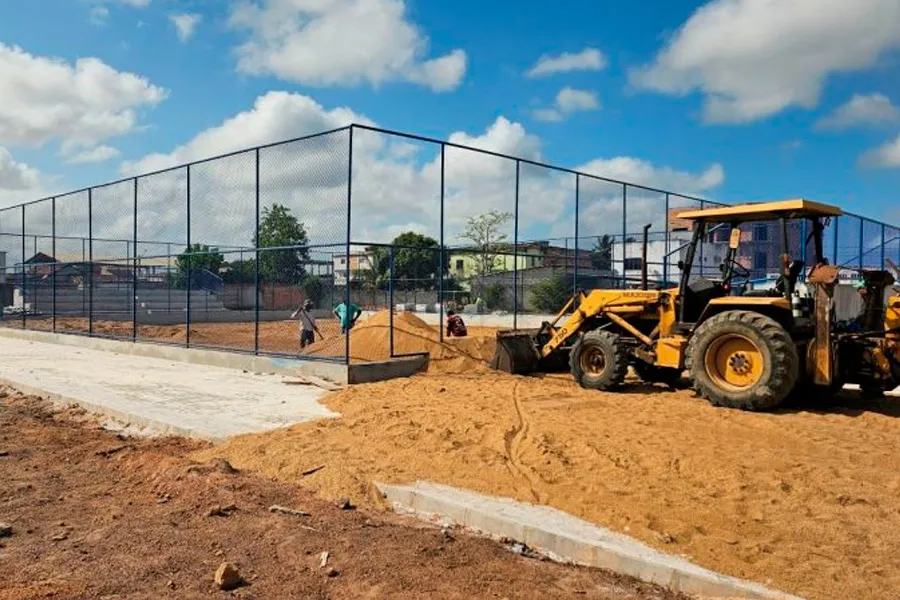 Mucuri avança na construção da Praça Esportiva do Cidade Nova, em Itabatã Mucuri avança na construção da Praça Esportiva do Cidade Nova, em Itabatã