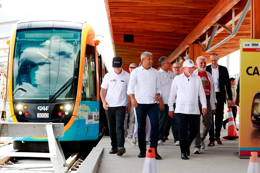 Estado investe em transporte moderno enquanto a Prefeitura deixa população de Salvador refém de ônibus velhos