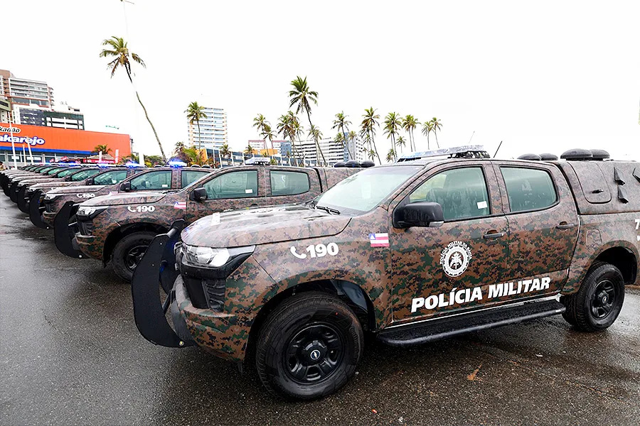 Polícia Militar da Bahia recebe 136 novas viaturas para reforçar frota operacional Polícia Militar da Bahia recebe 136 novas viaturas para reforçar frota operacional