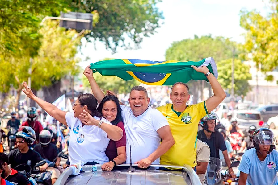 Jonatas Santos reúne milhares de apoiadores na maior motociata de Teixeira de Freitas